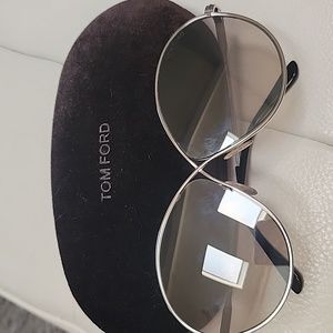 Women Tom Ford metal black tinted Whitney oversized sunglasses